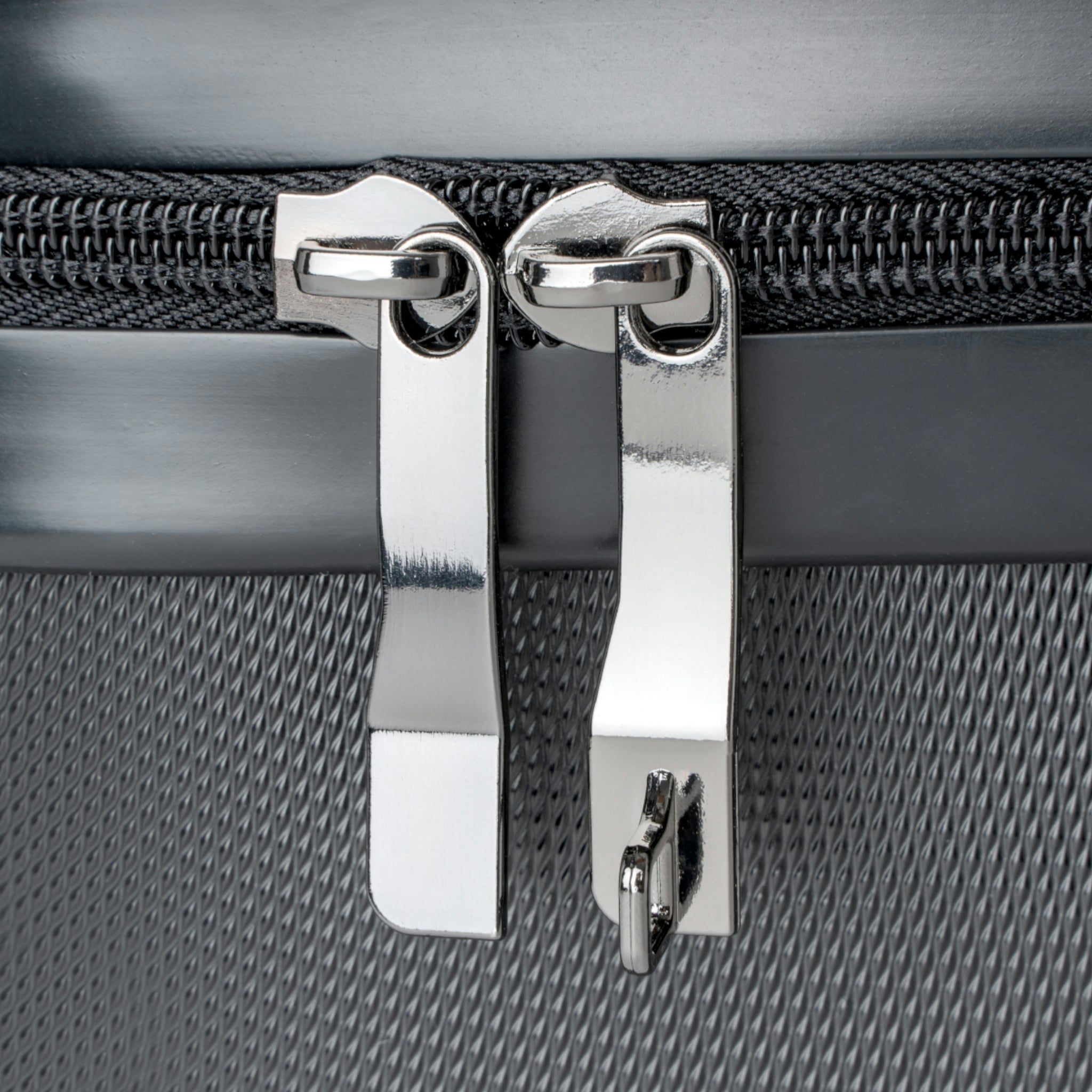 No Love, Travel Unique Suitcase